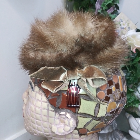 Vintage Stix Baer & Fuller Velvet Bow Trimmed Oval Brown Mink Hat - Picture 4 of 12